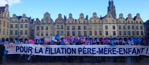Manif à Arras en Artois